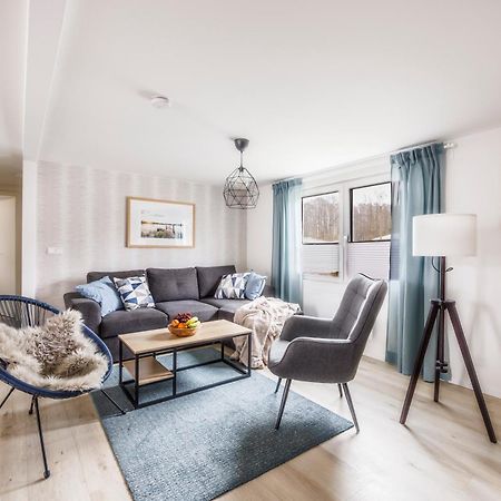 Ferienhaus Waldgefluester 70 Qm I Ueberdachte Terrasse I 2 Schlafzimmer I Strandnah โยอาคิมสทาล ภายนอก รูปภาพ